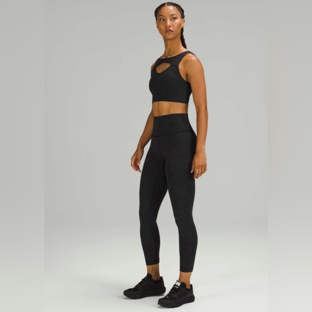 Lululemon Wunder Train High-Rise Tight 25"
Crunch Black